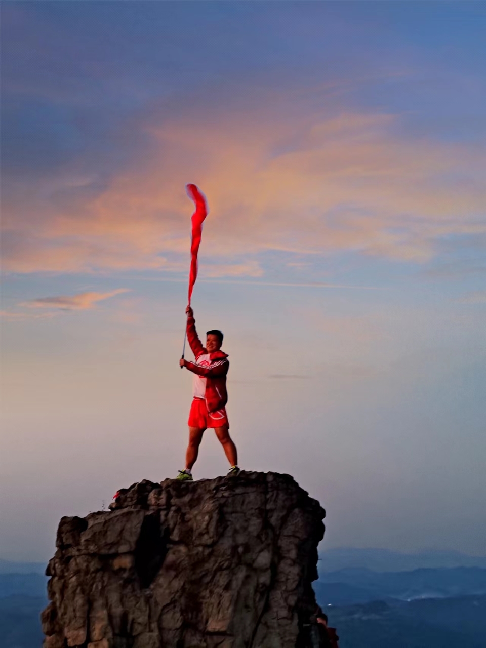 OK8CdW-vSe7UXqP0kvPL_gToZWBgBi7I7C9pI03Ywe69U2ZesV6PaOiIRSkm40nT