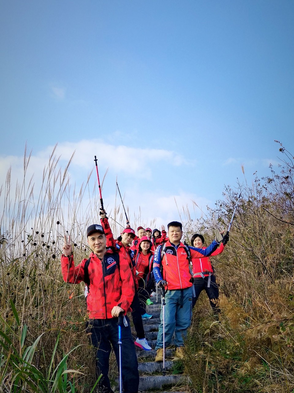 dYofkyX3mPPYdaQDROE1BjWXfrRHUNNKq1D-B3U-MaciU8UBF3mIHDzHiYUp3Xdq