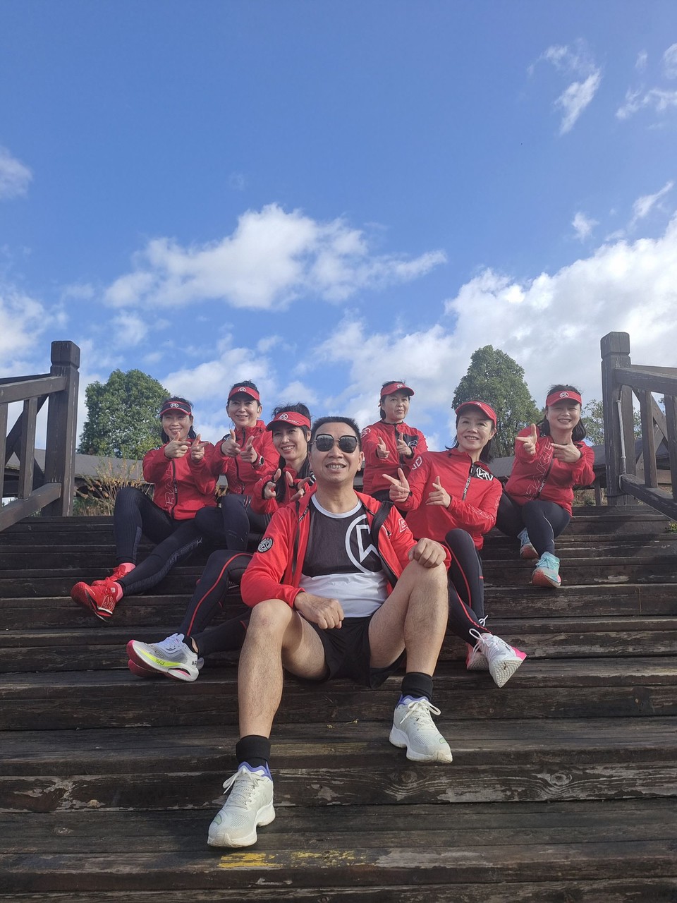 8BVVVmujg8LIh_ldaCNRuq_4J9hvolsg-qns-TsJ82-o62JqD8si6_KPej70Atat