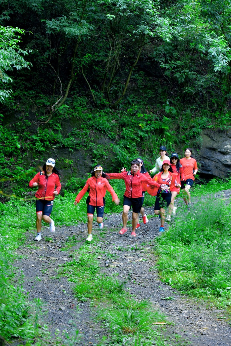 Z9sg3Tq6XoXnwsuIu0cWJm6LZDV846jkaME7RQxQ1FTzJLxdLpYOA6Y581RKG4JY