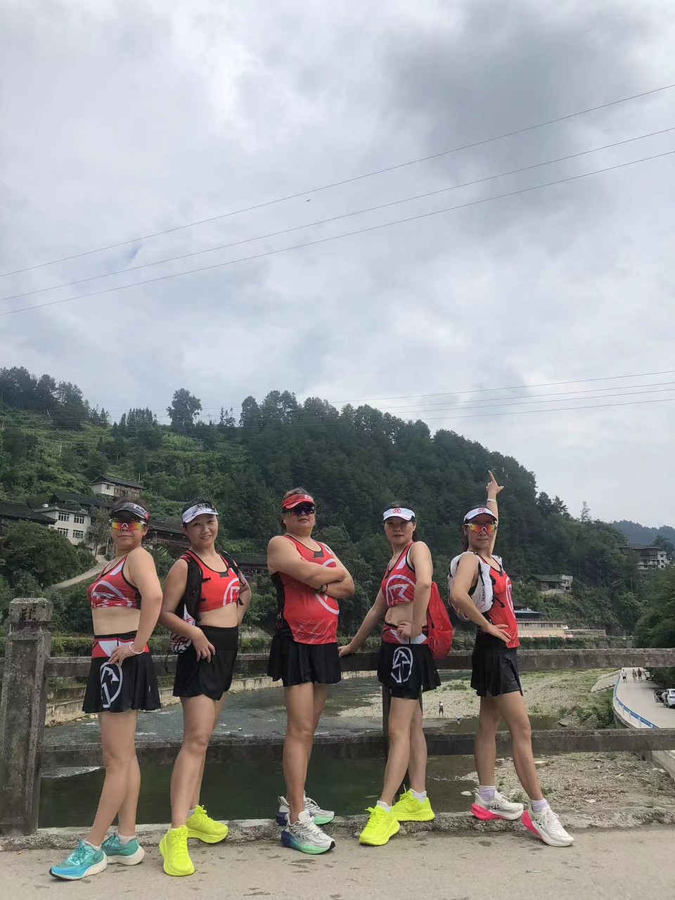 Dx5eymTDS-pEPN51JYHaF3vIXokPoitnsLs9gzC7oSb14ZySox-UgtbDBiGer8JA