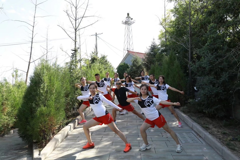 0yz3b-xEqlR4-QYBTHZOQ2hZemJv8Pi-qNb2jdPXB-f-RcF8jyWYQlSm5wnbHx-g