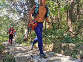 NR8oZD871v6i7lQ6-GCtoXA6kHBX-PetVqWi3VfcAYkgcmB63_aVxhxMrHbCDmN5