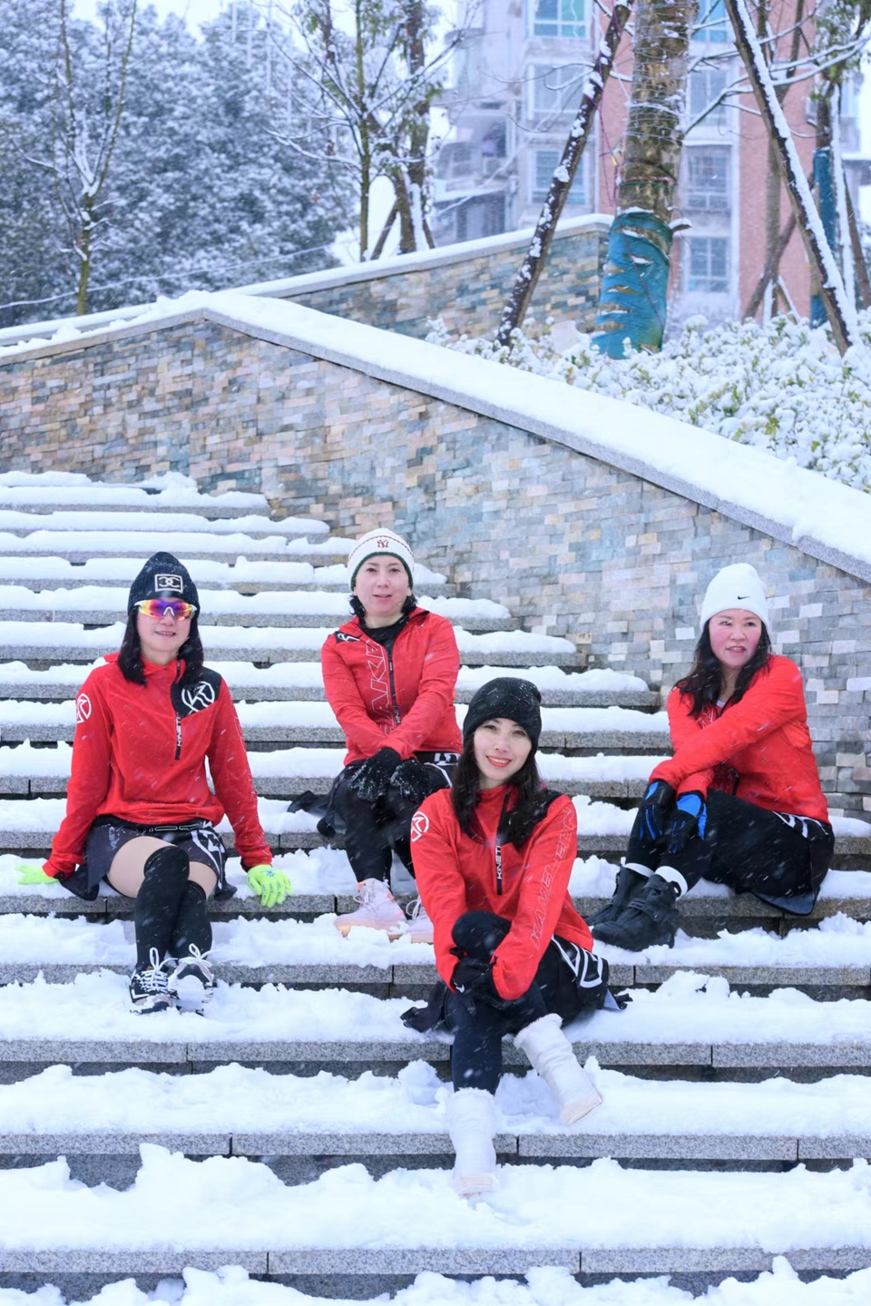 0yowHk2GKq3D9rfhM5tgq7gl6TcIVYJKx6BXVpQN9MYftAaoXzMLsHt7gB1XVqjM