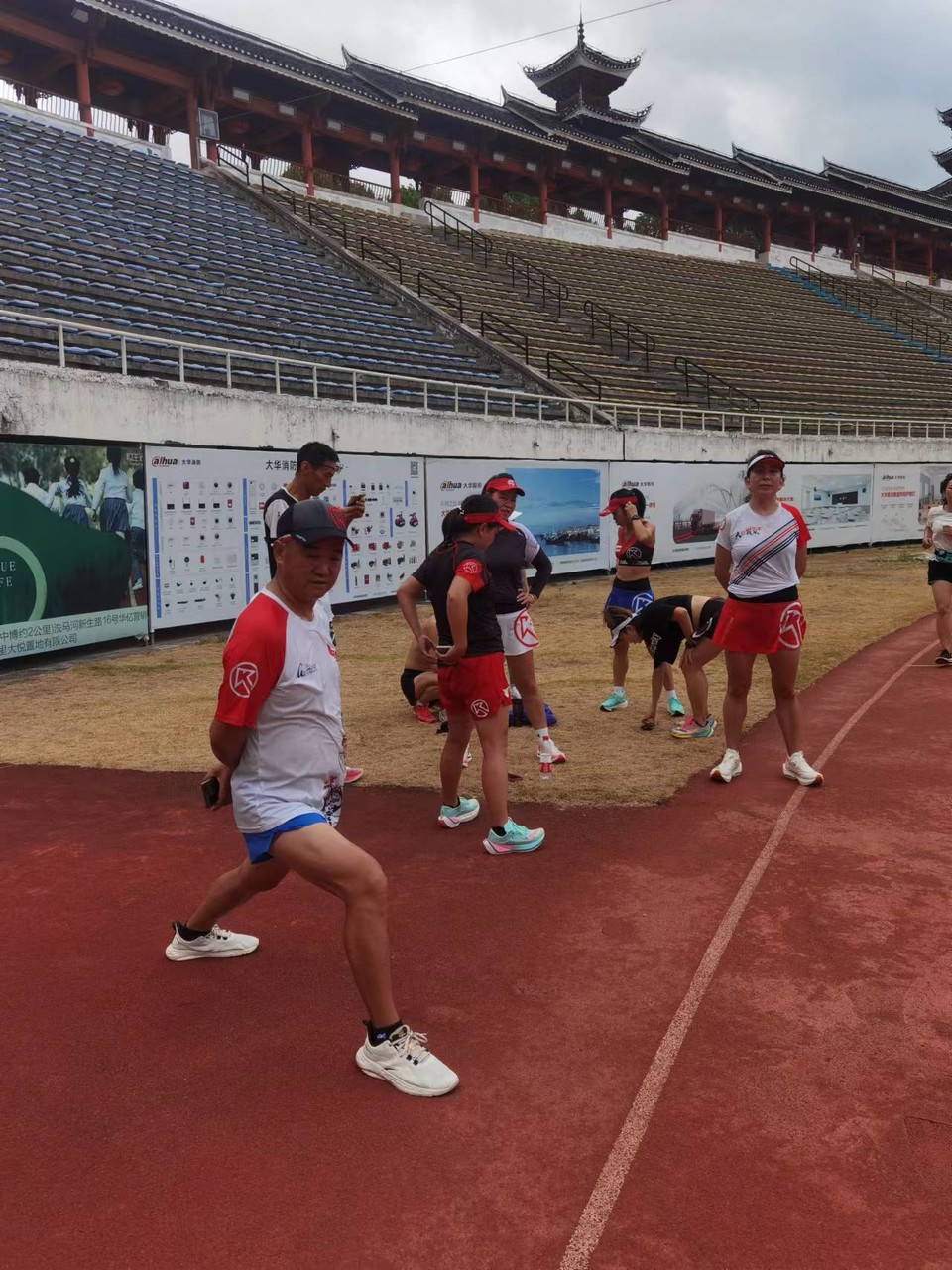 T4V5yCS_kzo_3YlrP589pQ40IIuP7amRycQ4xhknT4oe5tDbcWm327e-VI6TzaEV