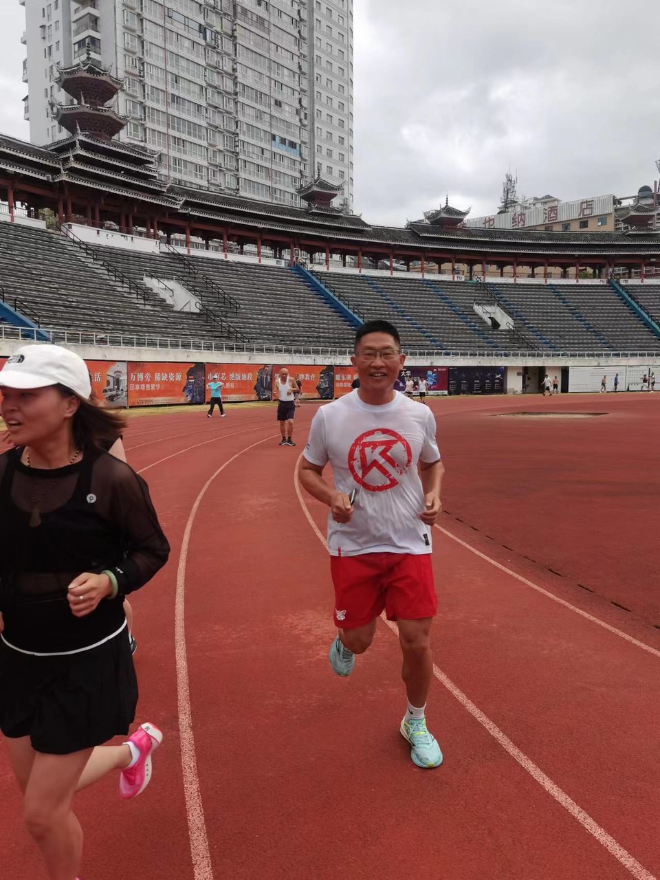 T4V5yCS_kzo_3YlrP589pX8gPMhHCEQw2-Hl9OLSIioTCDeKu6Cnzv-K0N-7LFaK