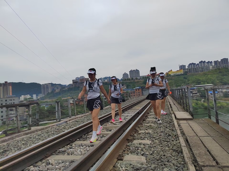 9-j9JIiW749N6Y85LOcmUizV6wuSKzrvKSUHpgzExNEVp-6koElnHf_7cUJoKFN5