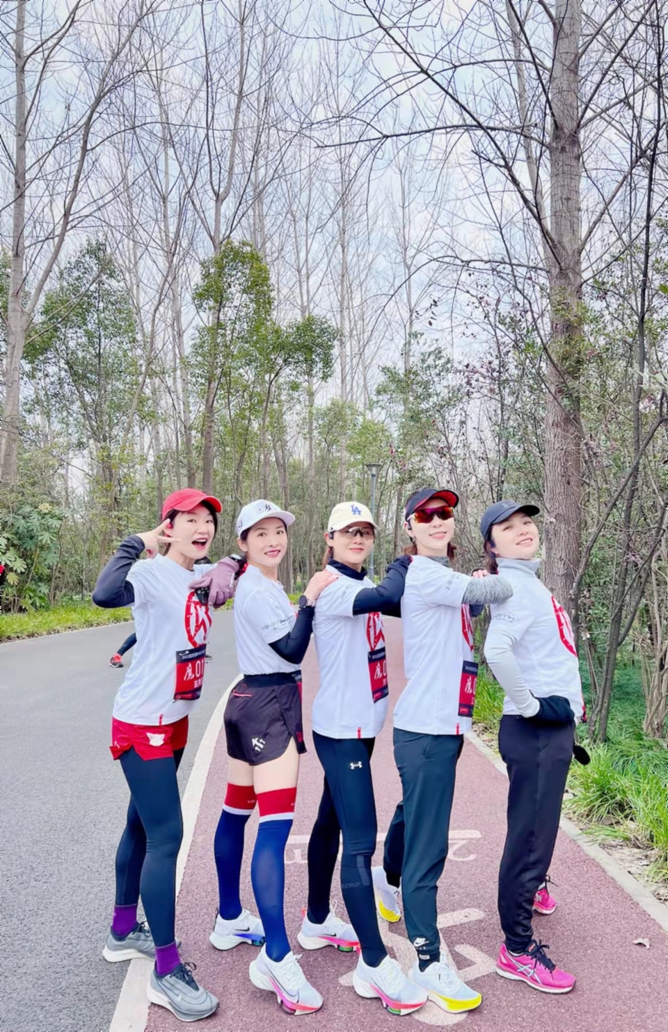 vDuotb_7D2MX8BQFSPGpwFbdsURfcM4pkvCY-YHAeMMo9af-dHFK_PE52ZHIiwGJ