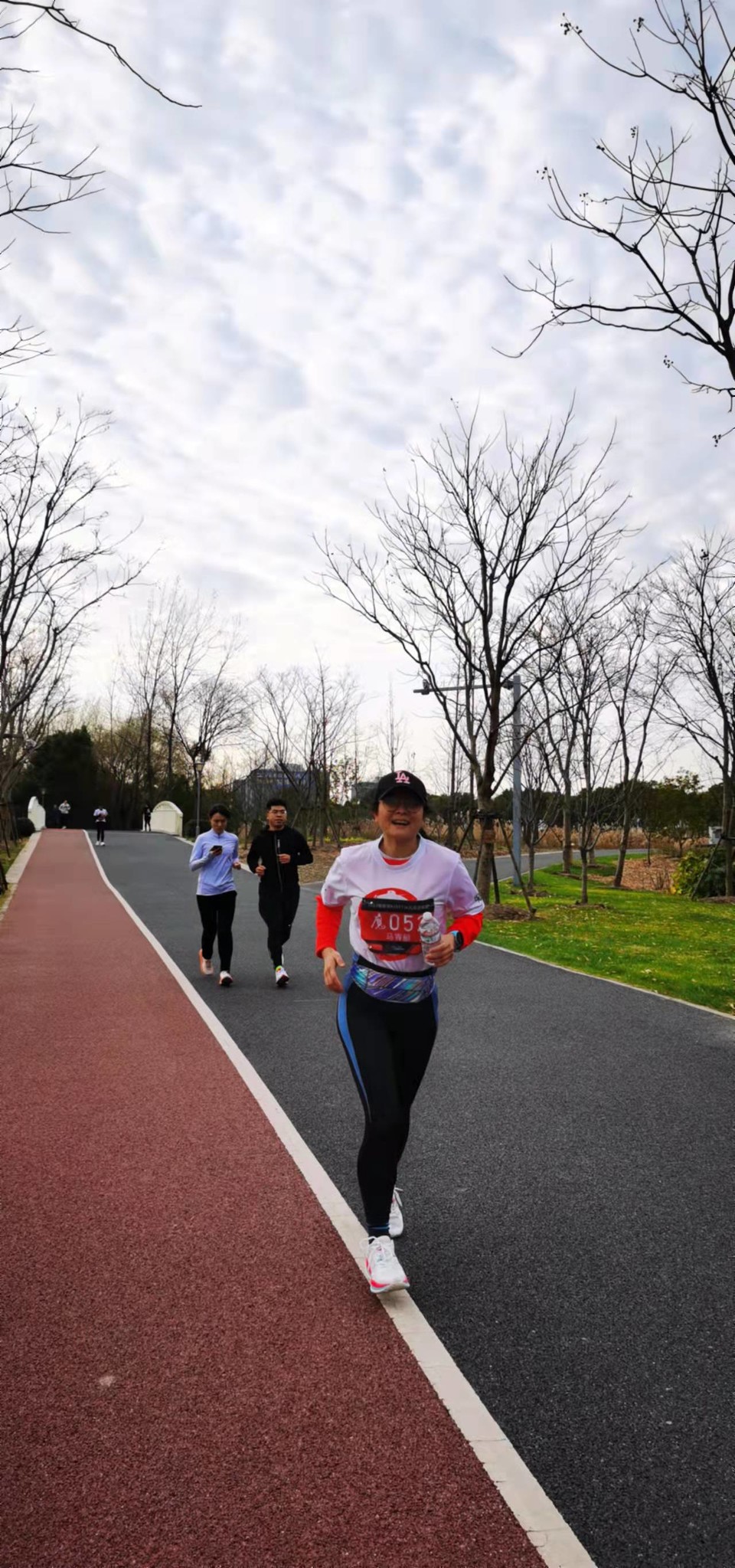 tb_ENtVazgjRsc0bg8WvZrZBGJgE5aY8_9YhZT8InmbEv-8r-7J_pfDhD_w41Tmi