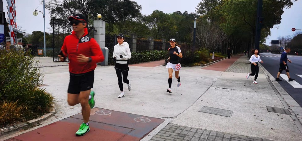 kyPb8Pf7llAlA-fUHO9W0O2ZPHqatnGWQkYyLzv9-cv83e_oqRqYhcnnoa8DFhHl