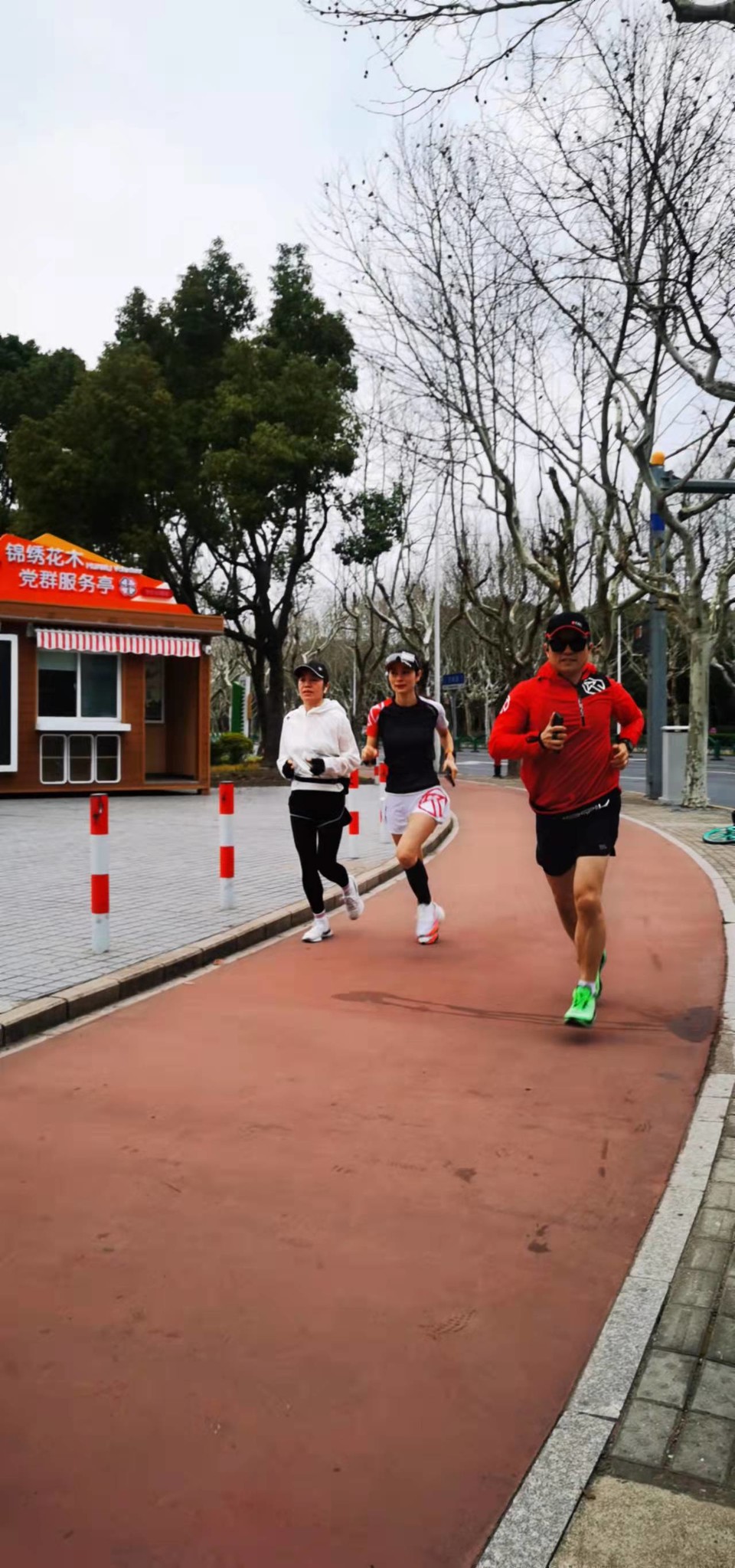 kyPb8Pf7llAlA-fUHO9W0PyJfEXQEQD4fmPcqwX1zBFUlrJ1Bh1bVzFJZkBhWFyj