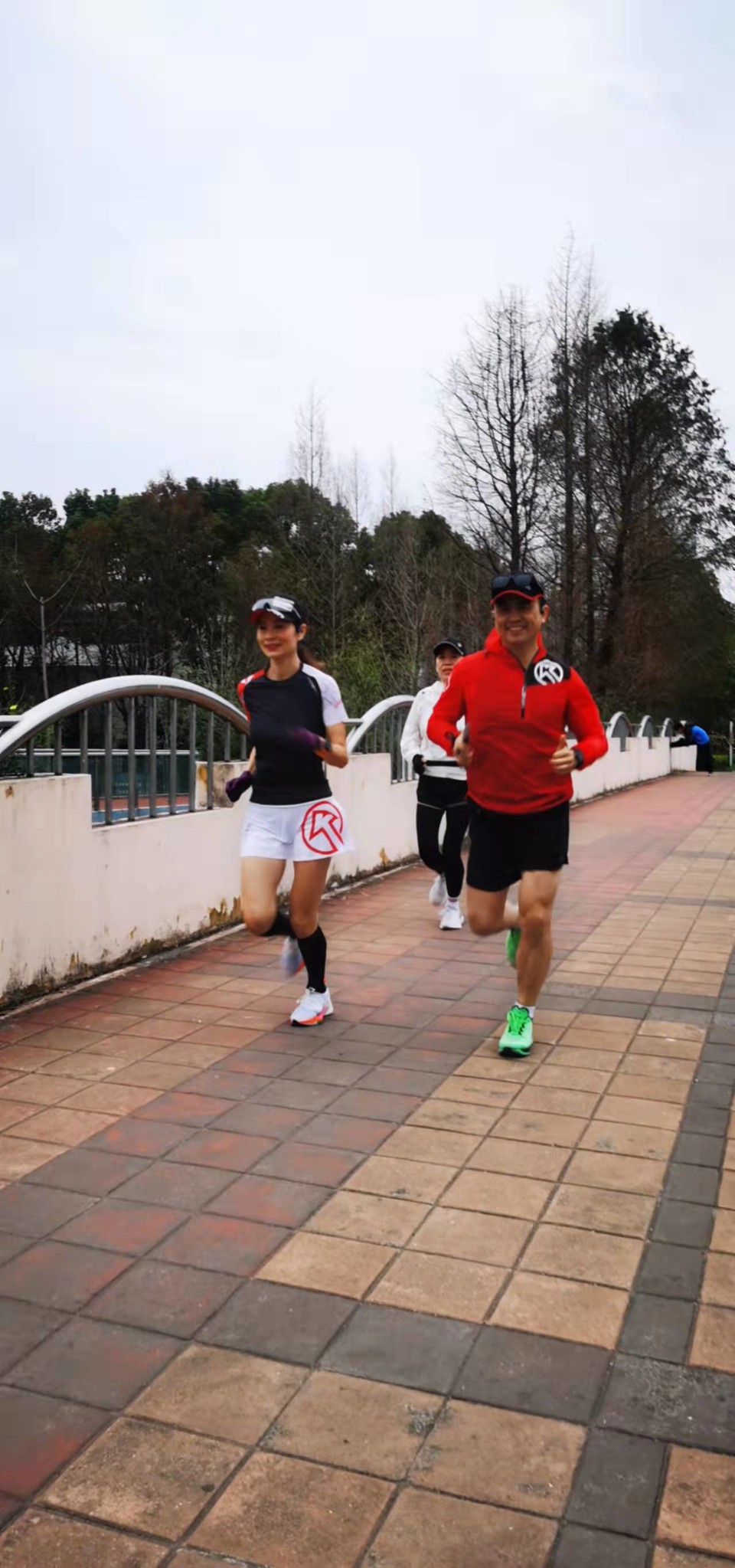 kyPb8Pf7llAlA-fUHO9W0BPvirQNc43cMIXwU-aYbCZCo_M7CdwLk9XKZoE3oV9B