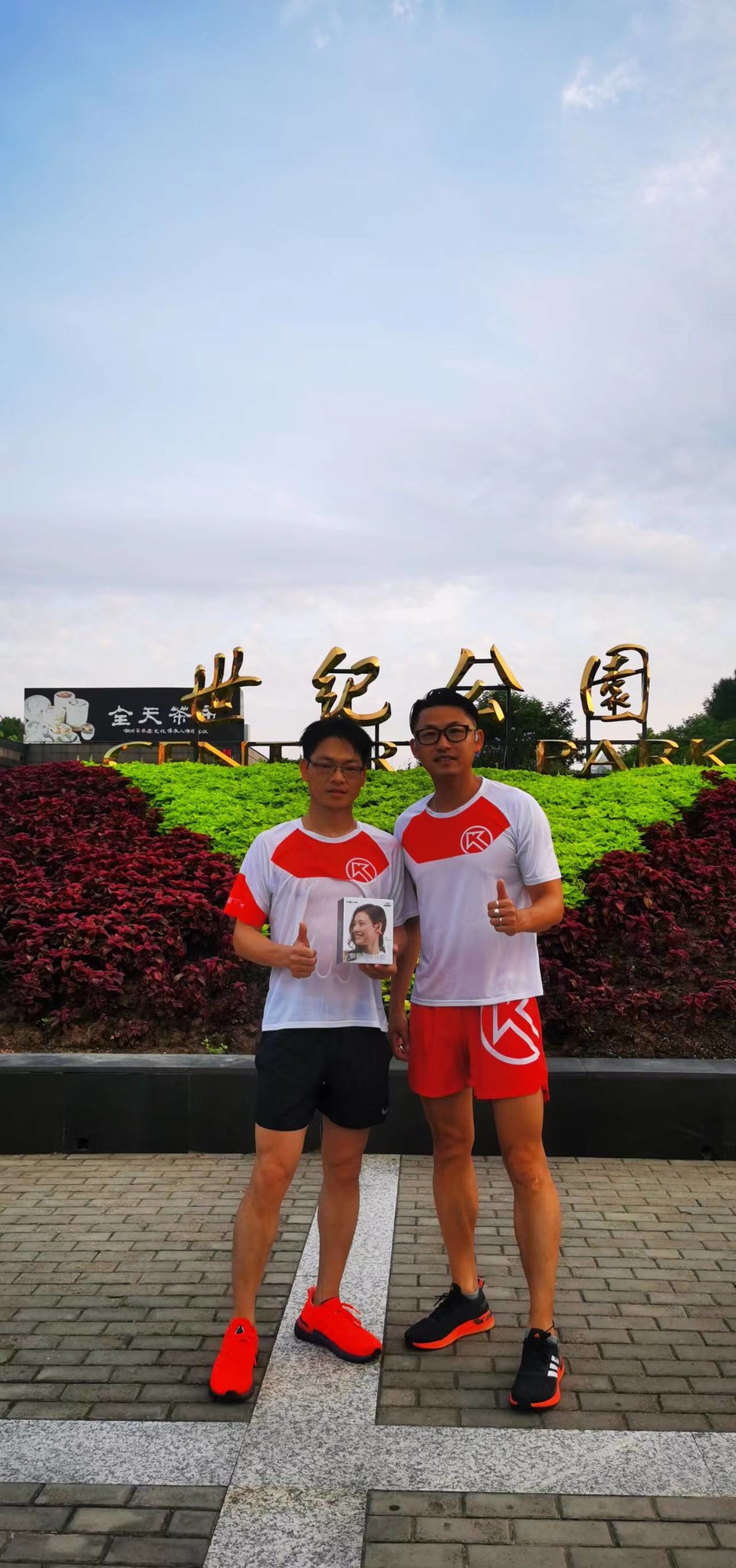 Z0-0kcSjAZ55ZWIjXMrFVC6-BiClilRTCA3k1yd3ZWMrPFgHOLhqnQqpxnTJBgVY