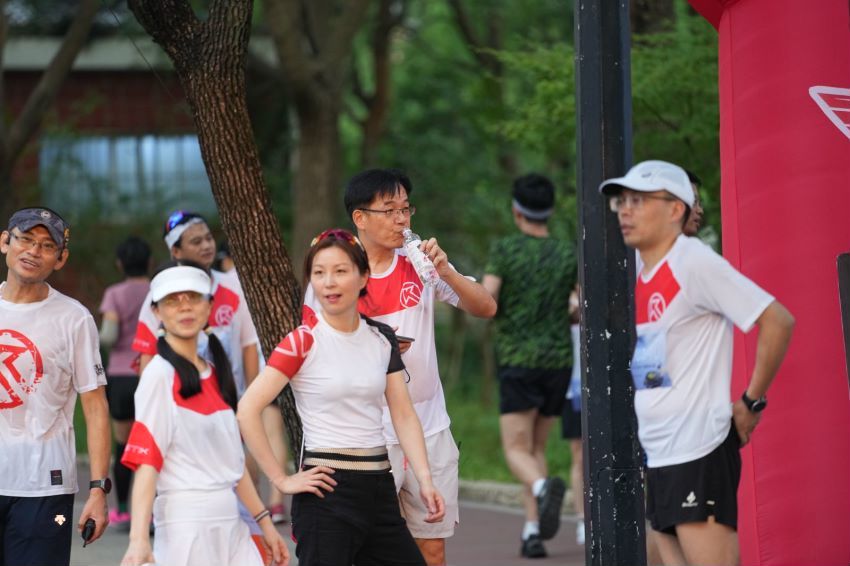 Z0-0kcSjAZ55ZWIjXMrFVCVPxPZtcVJC_Us2Jp7cR5oSyKbNWdOjP8noVUcfQdLj