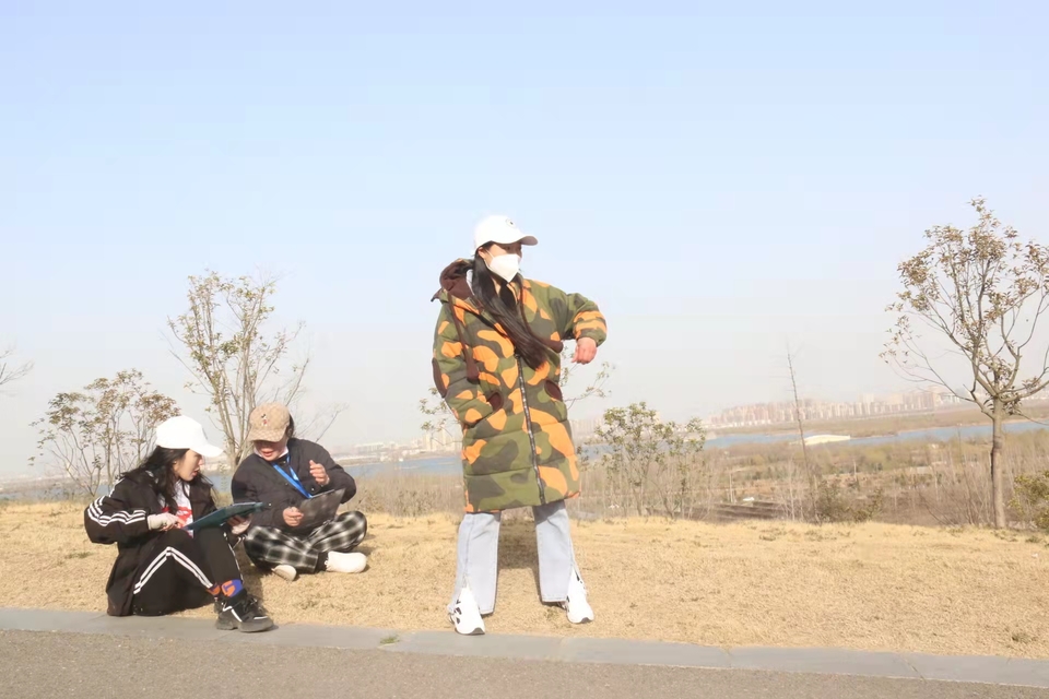 b0GxKt0LJnkJdpOLyI3fNk7XE-cPBGDar6MrrHECezmIhlZDjFfvj3Gt-gbN572t