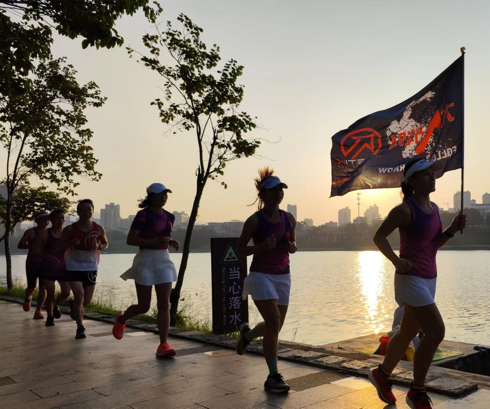 NX9PHgfHTXWoeqV5JgDaTp8VsZ9MWZ_zd1-R_dLwhBMDxNrHvuGozP_GE_zVZEMI