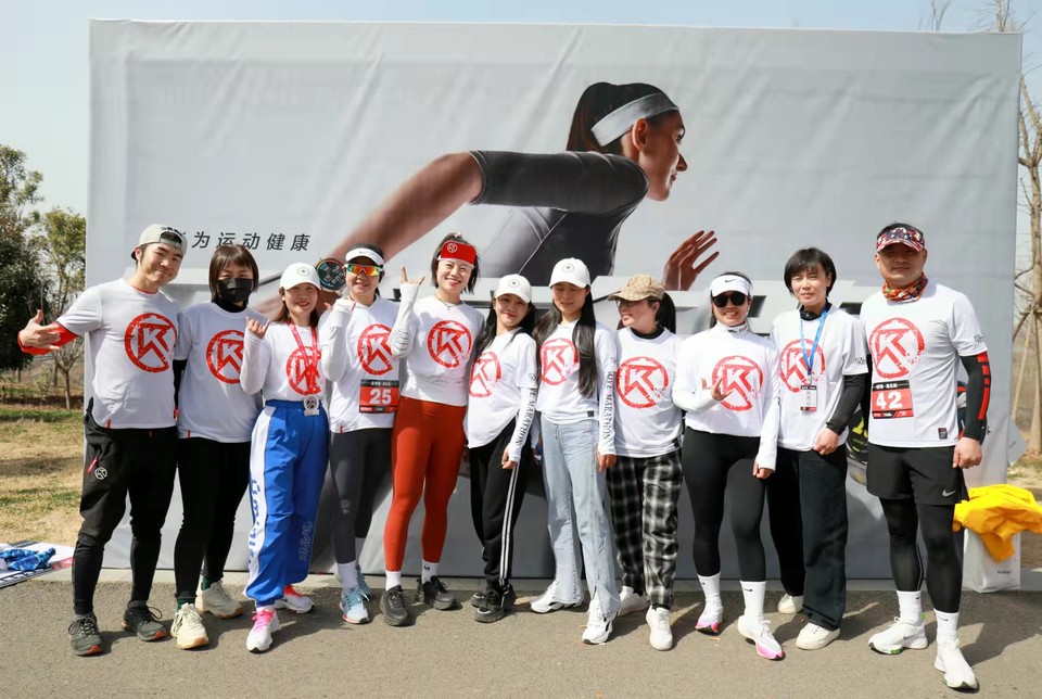 chijqmaTmRQ8VR95OftAm1EJesrS-8wy7nLChsYA81WfVAY-ubAceVpAOWPtQIsv