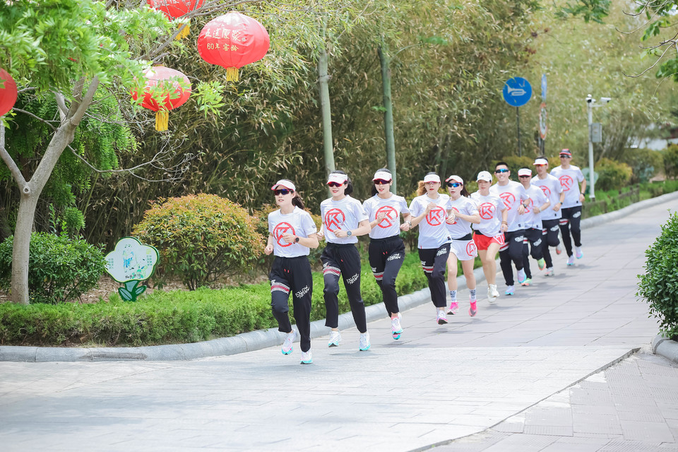 5AniA9-rTvlBufuJXDj6ZKK55d0SKj1PdXWIpenqd1N87LiXKs5GdZ2nj5A3WNyy