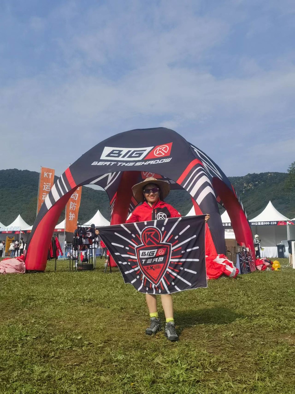 JuT1hhhAbT1V9iAENorbZI_roZgEzt-wTIGSbdh-KIRdNepL1dxJJXyVngVSJH_k