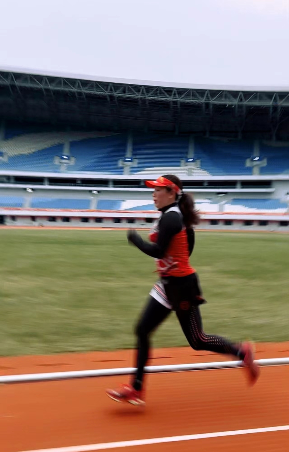 zbPczLMcz8RhUoXJpgI8zolcAKIe3YFyYvs6lU4yiArtlCpkAYMu-QWZ6bKpqMOd