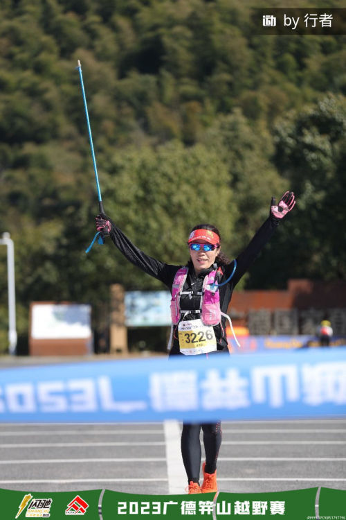 C5-HNsVYq44wGNbgKTQ19ucPfts-ABzR-SuKUEyqan8VVVwcOcNh0y9kWmvC7B4y