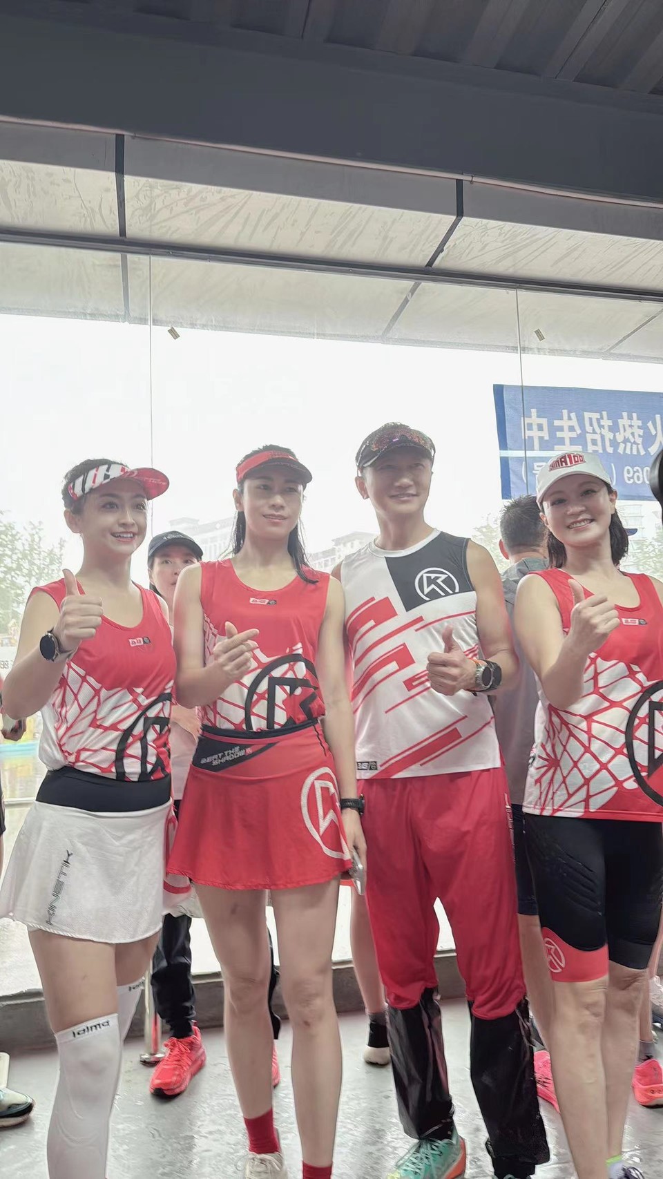 DEzds6fv6YY25rNcO1NKnuK4F4pg7mxI_Y7KRZIPMLmcRhJwUwwUchEtep2CeSSH