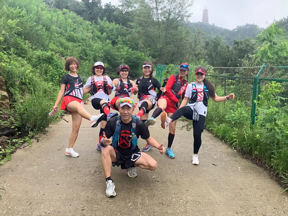 FP5z_oolNKeGipjm2UeuD6-Daj3DbS0tGygAtZoj54eUVJoPQ-r3UbJ25LENDOvG