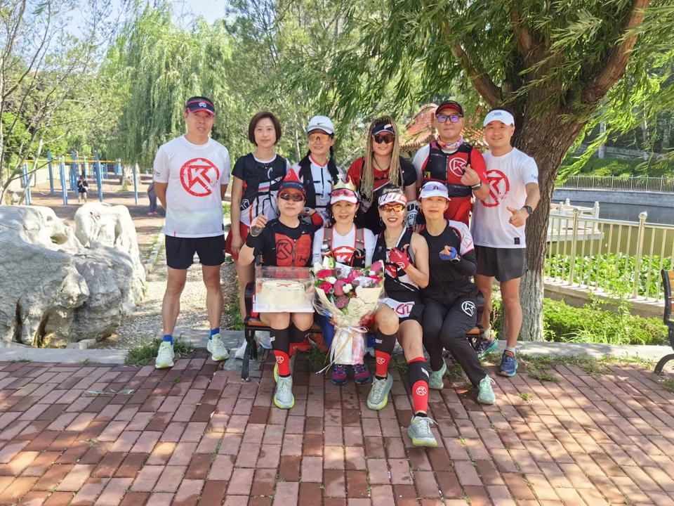 FP5z_oolNKeGipjm2UeuD2-jxt93yRdLV922OP-HrN3Uaf73PemS85eMNfuvI85o