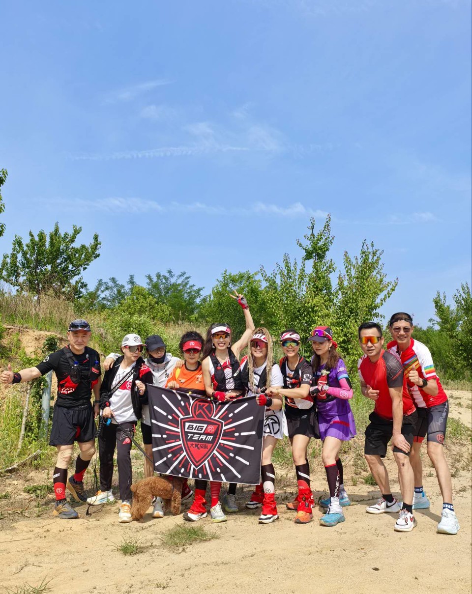 KZFT-k_3SRNuNi9mS2-TInyn3pJvCieNqGyUtVmEYUeuYugC17InMs9NxYA9Wbgr