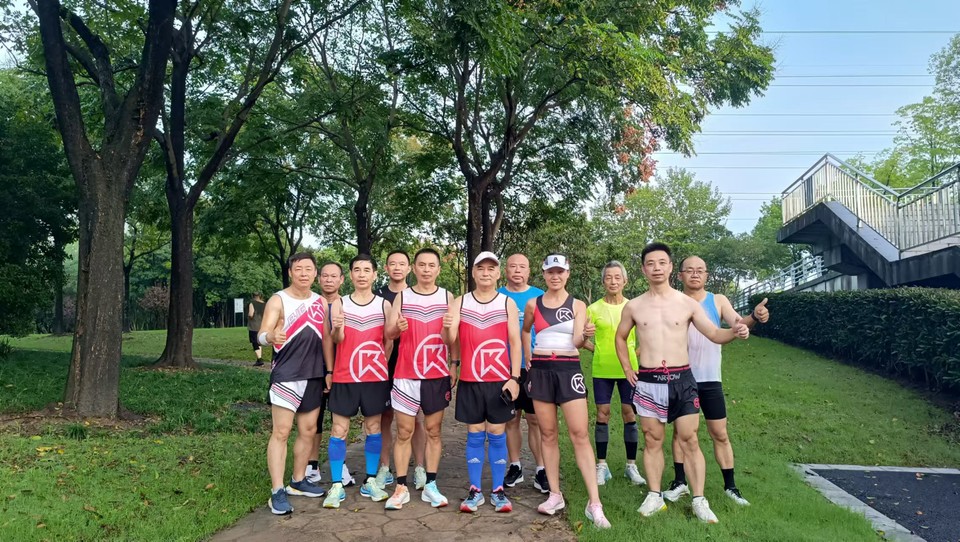 -qXPxvz45IU95dxsp5CQweXHC6TbavSaTSrWPzEeyV77T7u-mycxdeV8L9BfvJrA