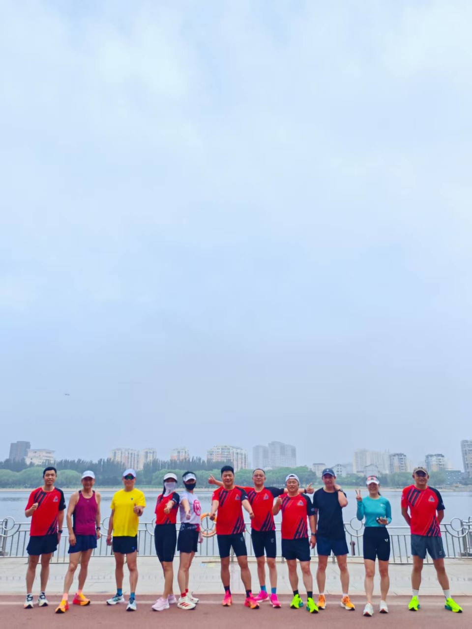 QbQ0oG-QVuElpYGQpxQ9SeWRHdLWp73QCrzz6vwhrw_QmJio4ZakqxCzh49duR5_