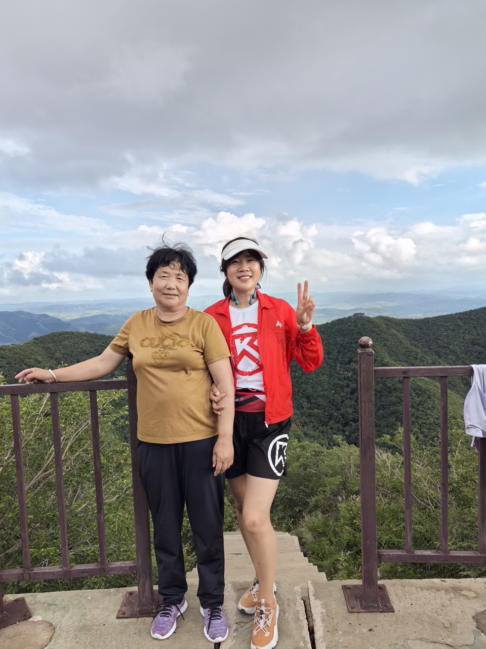 eyoa9Sk5auVq-AsFQl4PnF7viflwsvE22ztiXzqPZUbWbwp4a7yaqL-6G3V_I012