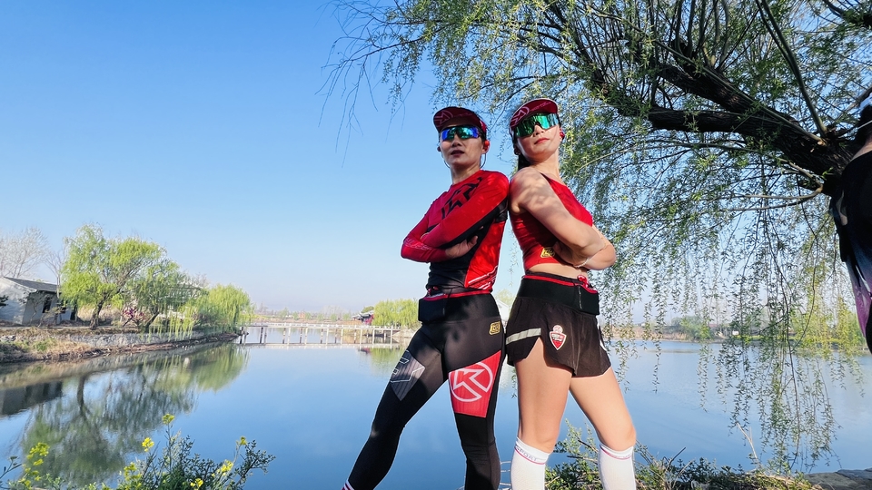 Fp0-BDFYDDO7I-SU3BRKn2b-E6U4DOVbIThiaxmEUkSfXqaufBHOULRzW360gyKY