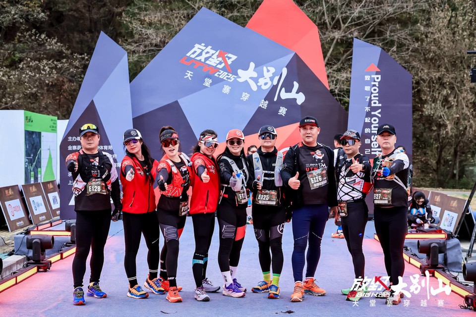 l3LfWlXkcDm1tZeOA_nNY0yLp-AfeVPzd09T7bn9l9hC_WGcMK1RVvuhK5rKnvxT