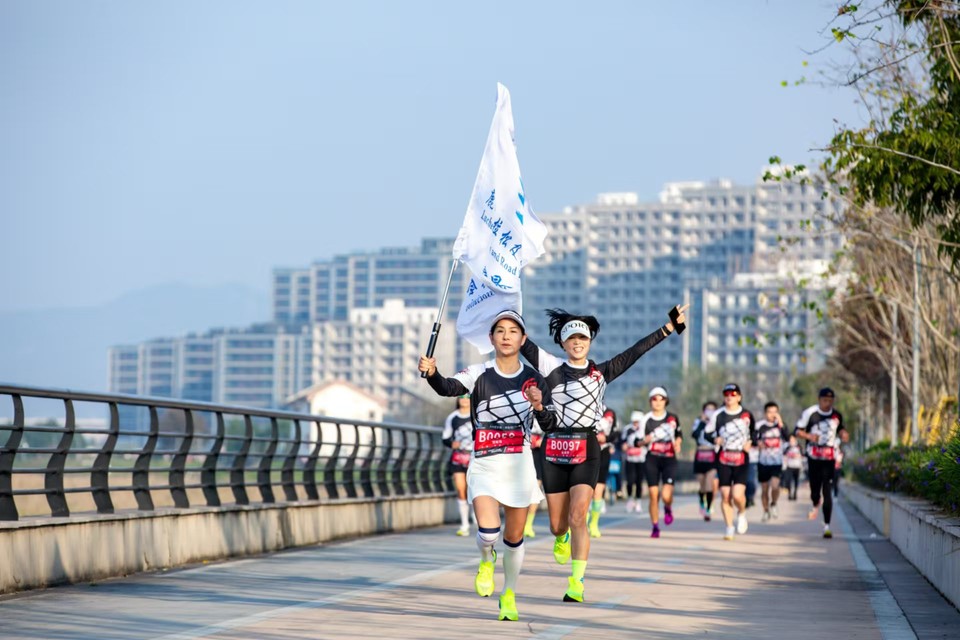 BPyb7JKywoRDw5Qr_pz2OBTkOiSNmds52gBul_JUspEBIcG_7yMzWDGNY5BEPPBZ