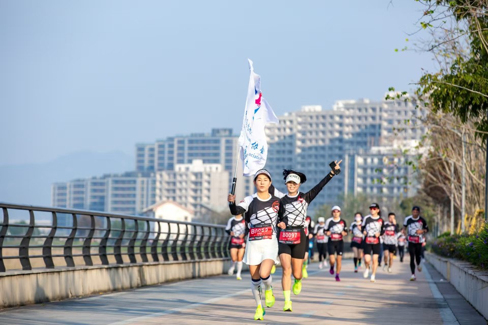 BPyb7JKywoRDw5Qr_pz2OCeVoWkD1qD0YKKgLZfmOWsHv4lGPEXaZBWicpltQNOl