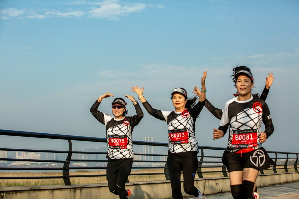 BPyb7JKywoRDw5Qr_pz2OAuaa6VMWjKBkYFnnzGYDAeS__9cs-bn9VhAgqyboiXg