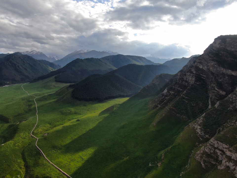 Sunny_Stroeer_FKT_BING Gou He_Valley