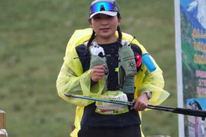 乌鞘岭越野赛-李志奇拍摄