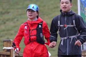 乌鞘岭越野赛-李志奇拍摄