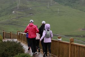 乌鞘岭越野赛-笨马(张殿基)拍摄