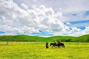 第22期【乐平户外】8.14-22行摄甘南-川西九天深度游丨遇见18°C的夏天 ！