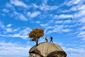 2022.4.5【清明节活动】洛宁-石驴--孟南沟--踏青赏花观石瀑一天8公里小环线休闲徒步