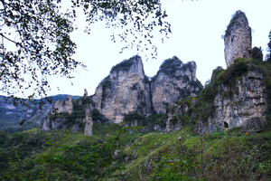 2022.10.1-2【乐平户外】徒步河南十大经典线路之首＂双岭＂两天一夜轻装穿越