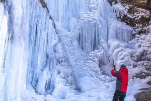 大年初六1.27【春节活动】绝美亲子休闲线--南太行红豆杉峡谷--龙峡湖--精灵沟一天滑冰赏冰挂