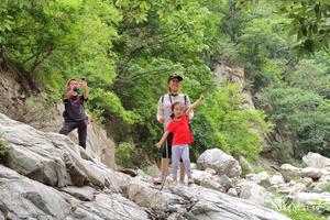 2024.5.2【乐平户外】亲子休闲线--济源黑龙沟一天8公里休闲徒步 摸鱼 抓螃蟹