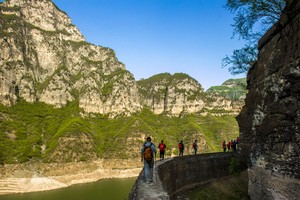 2024.7.4【乐平户外】山西龙门大峡谷-郭庄-蝙蝠洞-盘峪瀑布-吟龙峡-河口水库一天18-20公里穿越