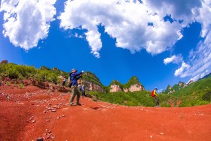 2024.10.5【十一活动】太行火焰山--“小张掖七彩丹霞”一天亲子休闲徒步 摄影 赏秋