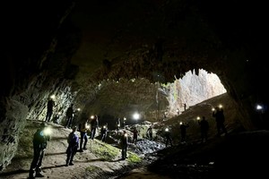 2024.12.18【乐平户外】山西泽州拴驴泉-司马懿藏兵洞-济源沁龙峡一天20公里徒步穿越