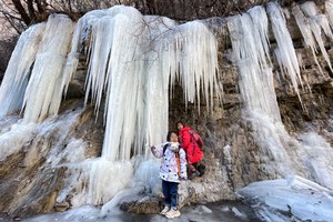 2025.1.1【乐平户外】绝美线路-陵川世外桃源箭眼山-冰河一天10公里休闲徒步溜冰 赏冰挂 品大锅烩菜